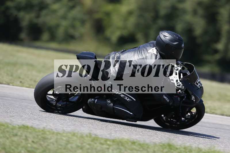/44 09.08.2025 Plüss Moto Sport ADR/Freies Fahren/550